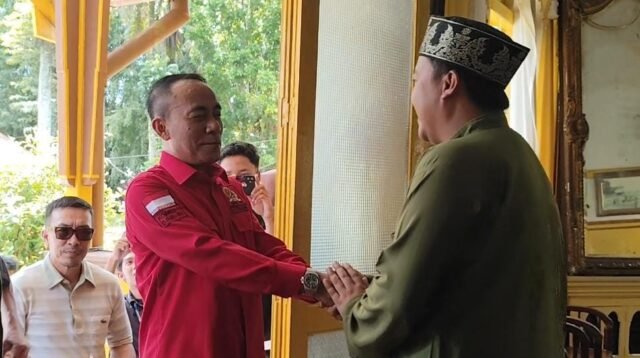 Krisantus Kurniawan diterima langsung Raden Pangean Ratu Muhammad Tarhan